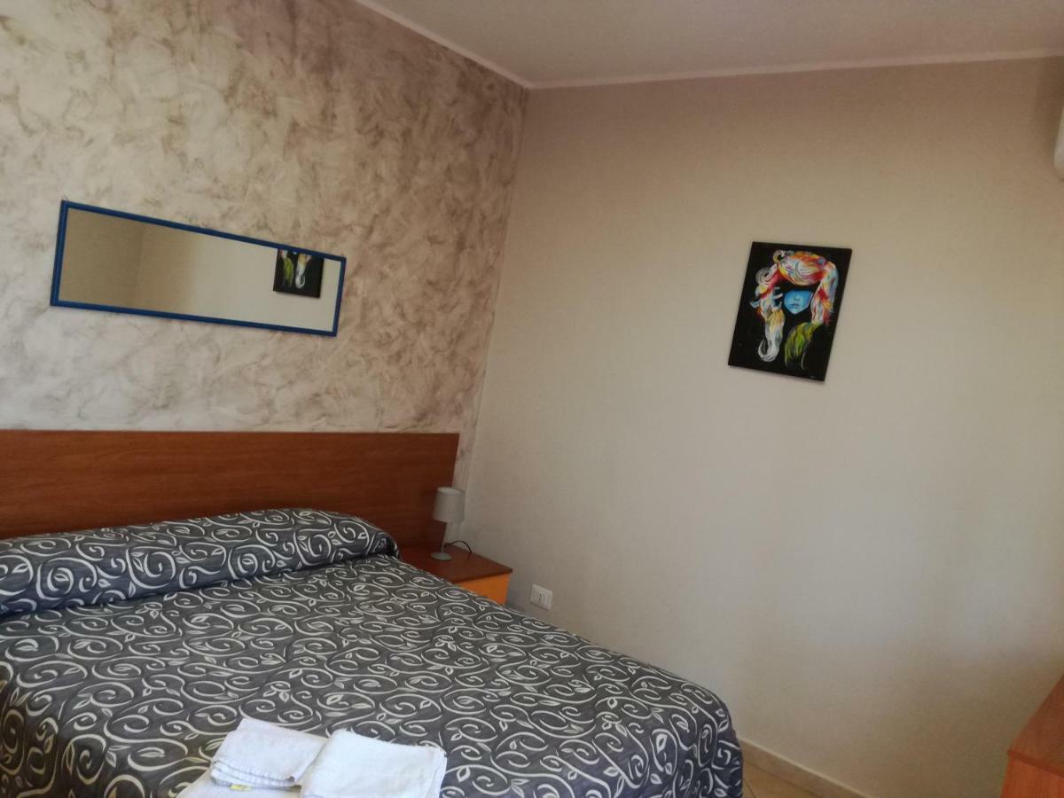Anthea Dell' Etna Bed & Breakfast Santa Venerina Bagian luar foto
